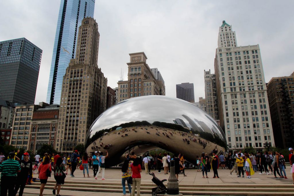 The Bean backed by the Chicago skyline