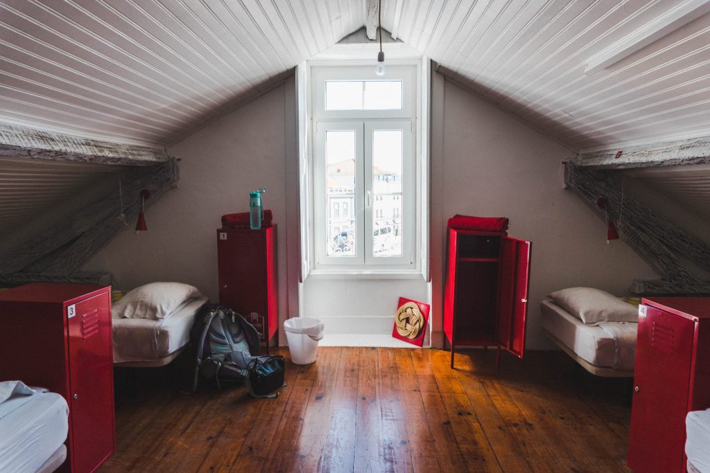 The dorm room in the Aveiro Rossio Hostel.