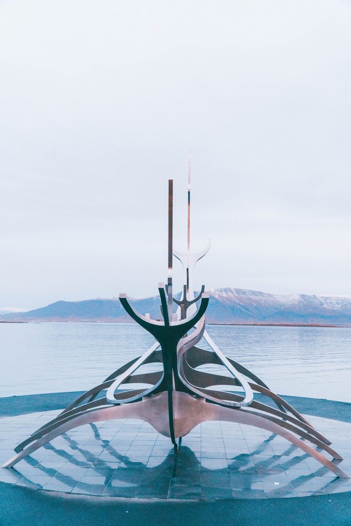 the sun voyager sculpture in reykjavik