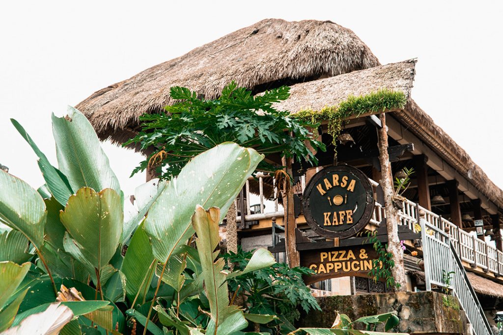 Karsa Kafe along the Campuhan ridge walk