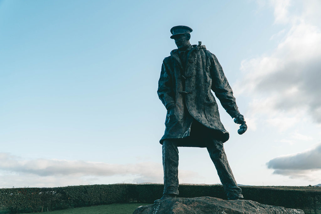 A statue of David Stirling