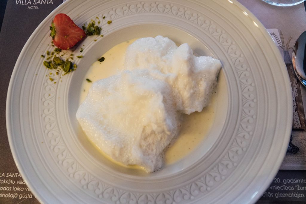 white frothy floating islands dessert