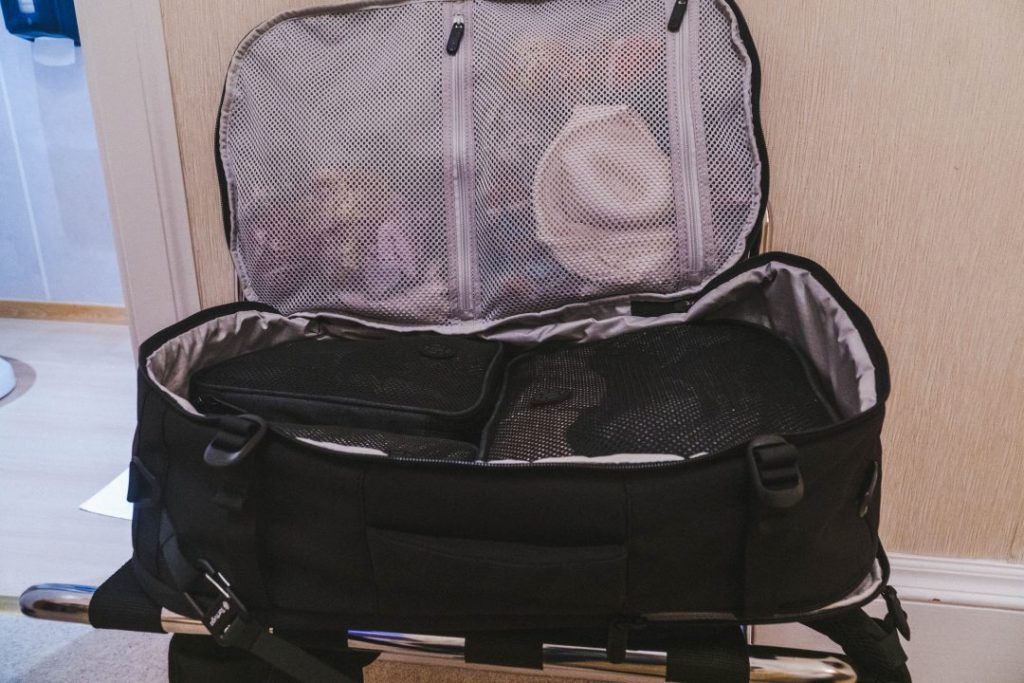 the backpack opened like a suitcase